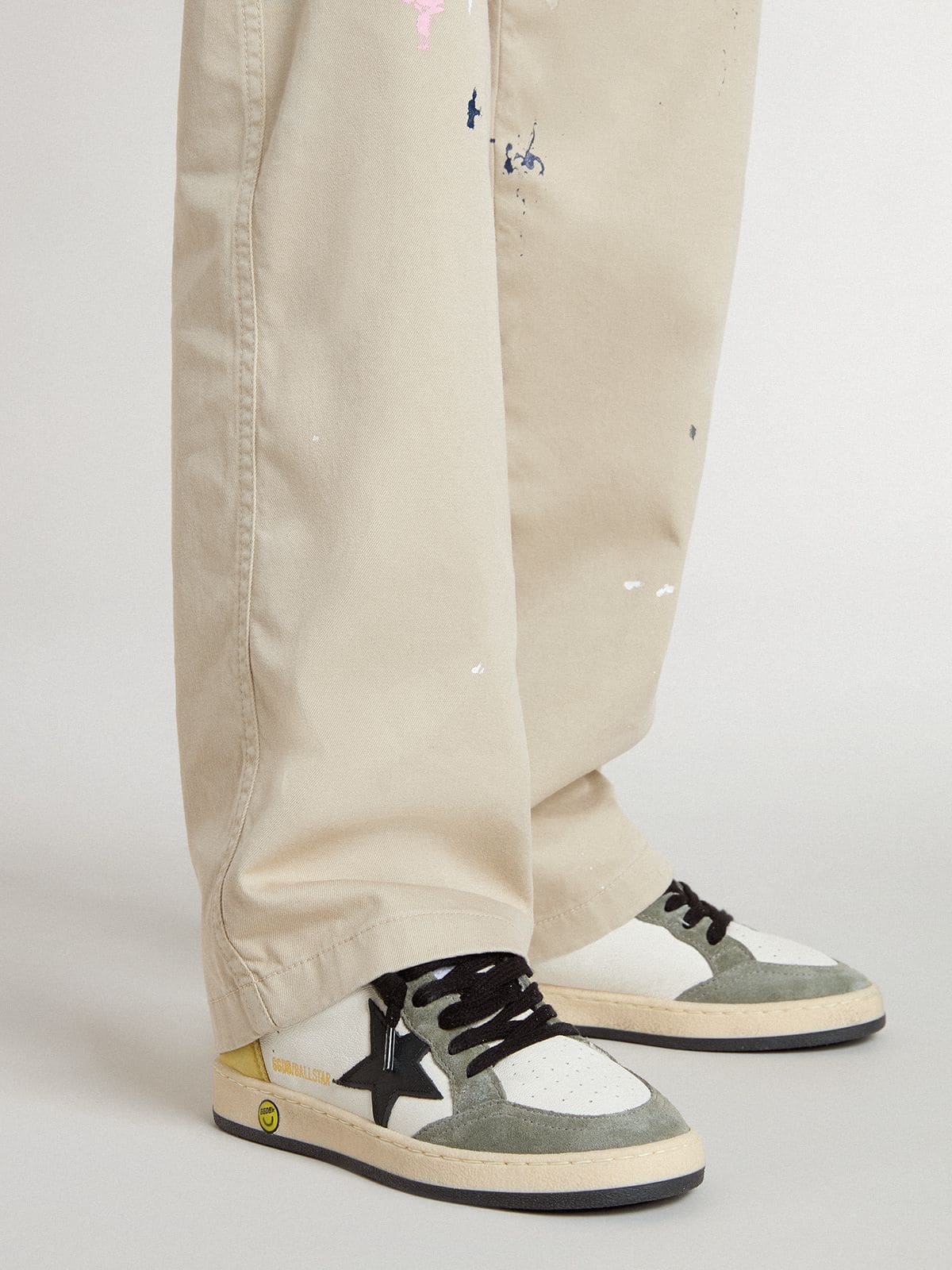 Golden Goose Junior Ball Star in white nappa with dark green suede inserts and black star