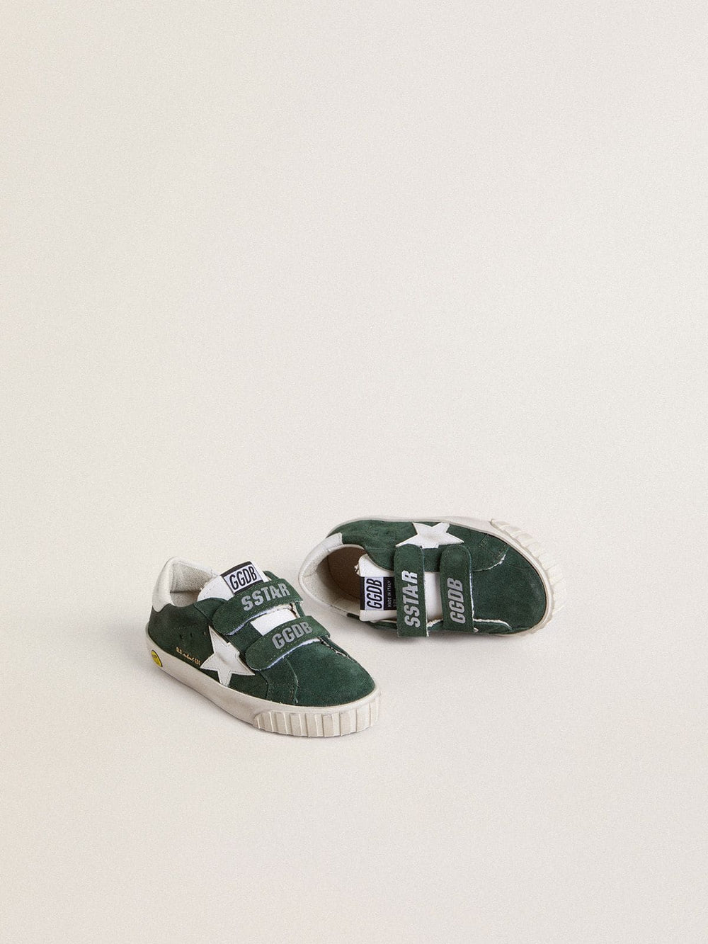 Golden Goose Old School Junior in green suede with white leather star and heel tab