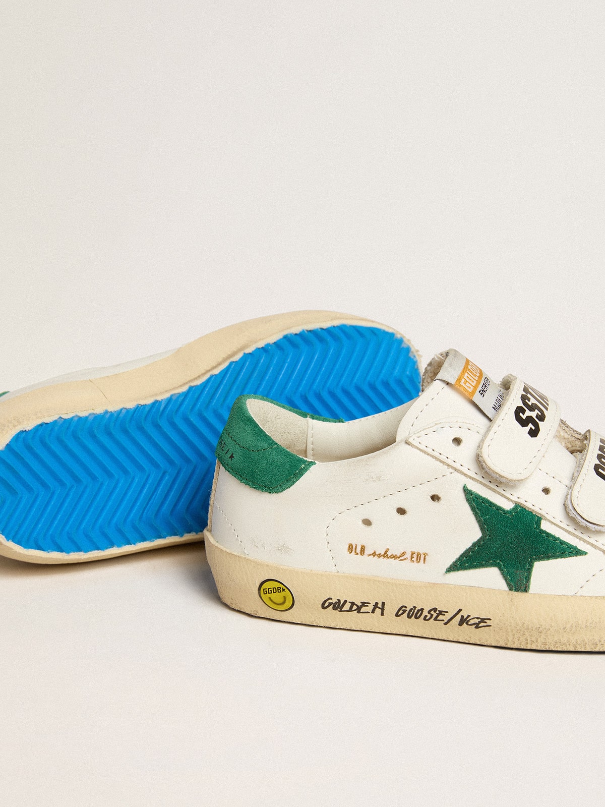 Golden Goose Old School Junior with green suede star and heel tab