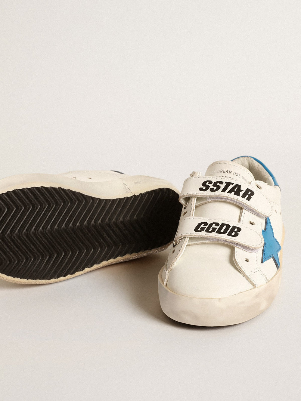 Golden Goose Old School Teen in leather with light blue star and heel tab